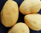 A picture of step 1 of Herbed Potatoes.