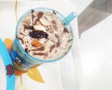 A picture of step 10 of Protein packed Franky with dates dryfruits smoothy.