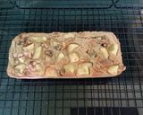A picture of step 6 of Oatmeal Apple cake.
