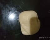 Foto langkah ke 6 dari resep Bakpia Kering Isi Keju Ekonomis.