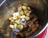 A picture of step 4 of Tiranga Shrikhand.