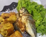 Foto langkah ke 4 dari resep Ikan Goreng Kembung.