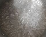 A picture of step 1 of Vanilla flavoured sugar floss.