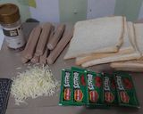 Foto langkah ke 1 dari resep Sosis Gulung Roti Tawar.