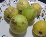 A picture of step 1 of Guava Chaat !.