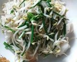 Foto langkah ke 2 dari resep Toge goreng ala bunda jkb.