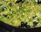 Foto del paso 3 de la receta: Arroz con alitas de pollo al disco
