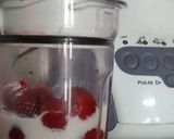 Foto langkah ke 1 dari resep Strawberry Pound Cake.