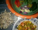 Foto langkah ke 1 dari resep Sayur lombok.