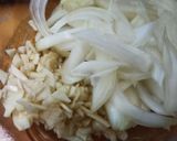 Foto langkah ke 6 dari resep Dory Saus Jamur ala Rumahan.
