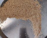 A picture of step 2 of Tilgul poli.