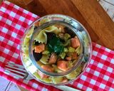 A picture of step 6 of Cold Pasta with Smoked Salmon and Zucchini.