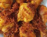 Foto langkah ke 6 dari resep Ayam Goreng Kremes Lengkuas.