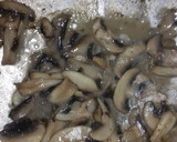 Foto del paso 10 de la receta: Crema de champiñón a base de salsa bechamel