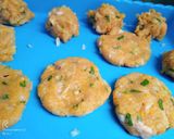 Foto langkah ke 3 dari resep Chicken Burger.