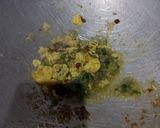 Foto langkah ke 2 dari resep Nasi Goreng Telur Cabe Ijo.