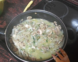 Foto del paso 3 de la receta: Guiso de pollo con champiñones y arroz blanco