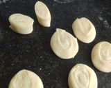 A picture of step 14 of Puff With Aloo Stuffing.