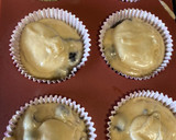Foto del paso 5 de la receta: Muffins de moras y plátano