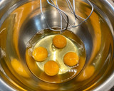 Foto del paso 4 de la receta: Bizcocho de ricotta con pepitas de chocolate