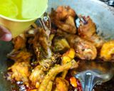 Gambar langkah 4 resipi Ayam Kicap Kentang Terung.