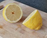 Foto del paso 1 de la receta: Contramuslos de pollo al limón y tomillo