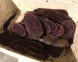 Une image de l'étape 5 de Pommes de terre vitelotte aux épices façon chips.