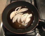 Foto del paso 3 de la receta: Oyakodon ~Tazón de Pollo y Huevo Estilo Japonés~