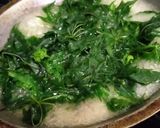 Foto langkah ke 1 dari resep Orek daun pepaya Jepang.