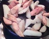 Foto del paso 2 de la receta: Pollo al horno con papas y boniatos