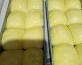 Foto langkah ke 3 dari resep Roti sobek.