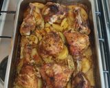 1933. Savanyú káposzta krumpli ágyon sült csirke comb! recept fázis 4 fotója