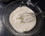 Foto del paso 3 de la receta: Pastel de yogur “alas de mariposa”