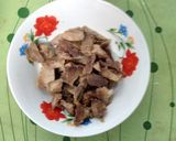 รูปขั้นตอนการทำที่ 2 ของ หมูทอดเกลือ