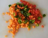 Foto del paso 1 de la receta Rollitos de verduras con salchicha en papel de arroz