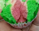 Foto langkah ke 6 dari resep Bolu Kukus Semangka.... Pecahhhh!!.
