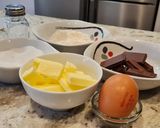 Foto del paso 1 de la receta: Brownie kinder chocolate cheesecake
