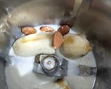 A picture of step 2 of Protein rich Almond banana shake.
