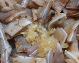 Foto del paso 8 de la receta: Orejas de cerdo al pimentón
