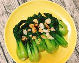 A picture of step 3 of Stir-Fried Bok Choy with Oyster Sauce.