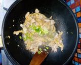Foto langkah ke 3 dari resep Tumis Ayam Jamur Tiram.