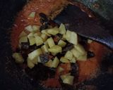 Foto langkah ke 4 dari resep Nasi sambel goreng paru kentang.