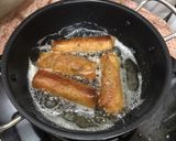 A picture of step 3 of Fried Spring Rolls with Pickled Vegetables.