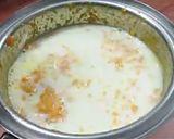 A picture of step 2 of Mango Milkshake.