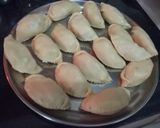 A picture of step 17 of Gujiya (Moong daal khoya and nariyal stuffed).