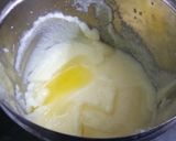 A picture of step 2 of Til Ladoo.