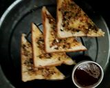 ગાર્લિક બ્રેડ (Garlic Bread Recipe In Gujarati) રેસીપી સ્ટેપ2ફોટો