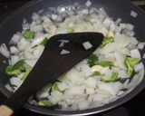 Foto del paso 2 de la receta: Codillo precocinado con salsa de tomate