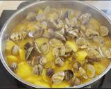 Foto del paso 4 de la receta: Patatas con almejas