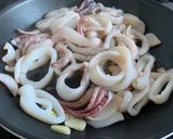 Foto del paso 5 de la receta Pasta con calamares y salsa picante